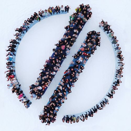Sichtbar vielfältig:
Die Mitarbeitenden der VRG Unternehmensgruppe.
FOTO: VRG GmbH – www.vrg.de VRG_Nachhaltigkeit_Gemeinsam_ein_Ziel